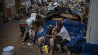 Spain Grants Legal Status to Undocumented Immigrants Affected by Deadly Floods