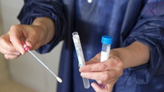 Les Tests Covid-19 en Pharmacie Ne Seront Plus Gratuits à Partir de Mars 2025