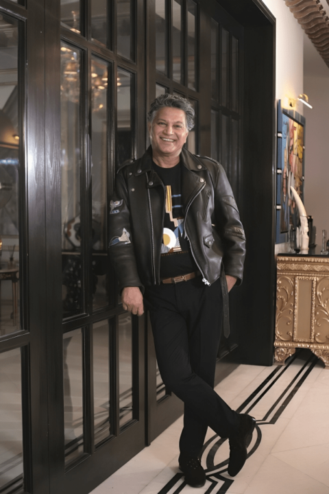 Le Designer Franco-Pakistanais Accuse d'Agression dans un Tribunal de Lahore