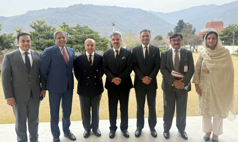 Le Premier Ministre Shehbaz Sharif Rencontre le Juge en Chef Afridi pour Discuter des Réformes Judiciaires