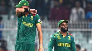 L'Équipe Inhabituelle de l'Afrique du Sud pour la Série contre le Pakistan Suscite des Questions ###