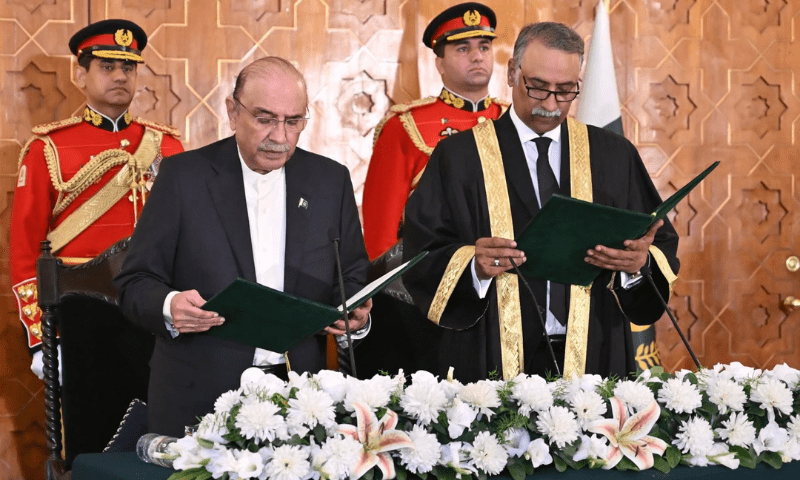 Les Juges de la Haute Cour d'Islamabad Boycottent la Cérémonie de Prestation de Serment du Chef par Intérim