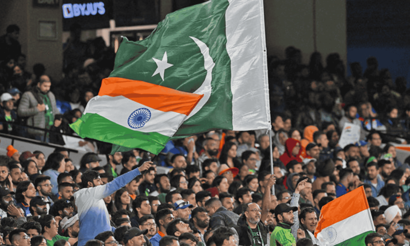 Pakistan et Inde s'affrontent dans un match crucial de la Champions Trophy