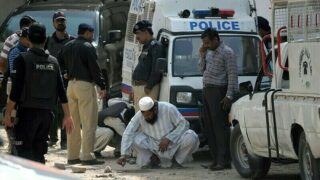 Un Policier Tué par Balle dans le Quartier de Manghopir à Karachi