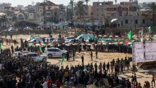 Libération de Trois Otages Israéliens dans un Échange de Prisonniers à Gaza