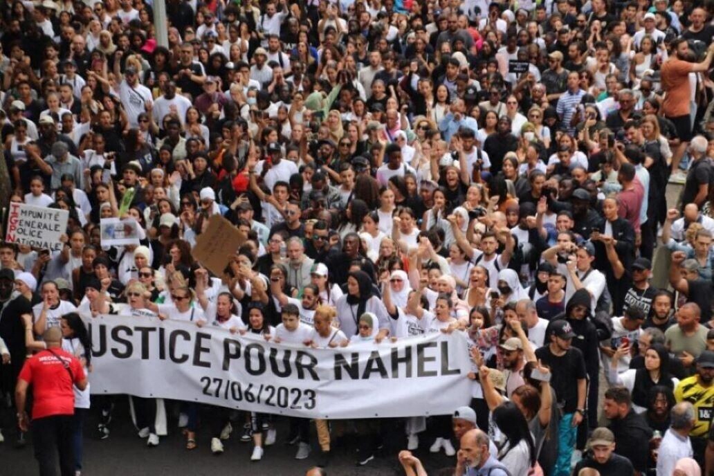 Les Syndicats de Police Dénoncent le Procès pour Meurtre Proposé pour l'Agent dans l'Affaire Nahel Merzouk