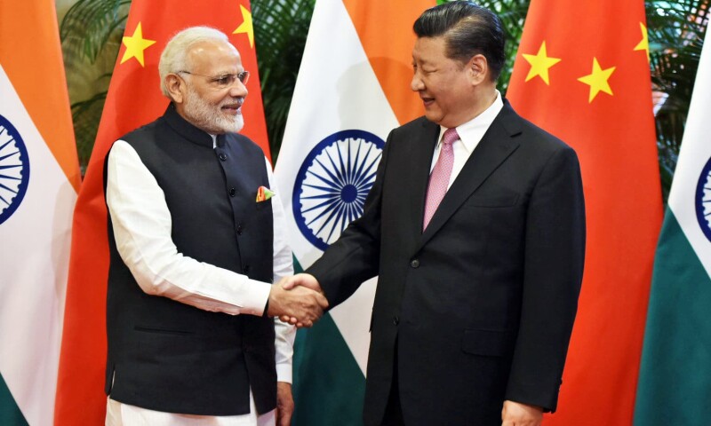Xi et Modi mènent des discussions bilatérales en Chine lors du sommet de l'OCS