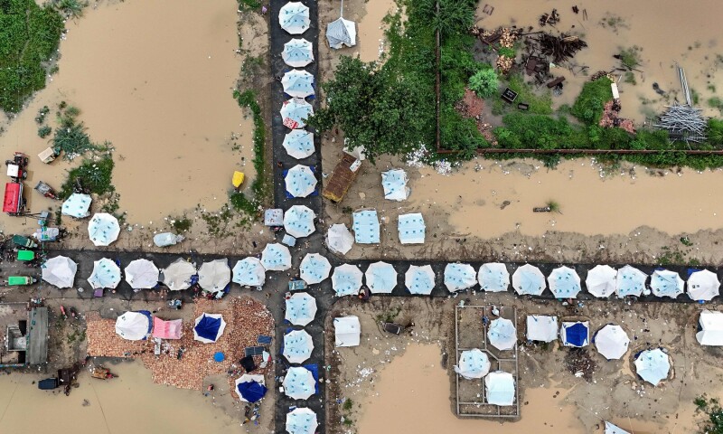 Inondations Sévères au Pendjab : Des Milliers d'Évacués, 33 Morts