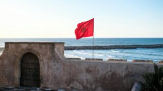 Maroc en État de Choc : Un Garçon de 13 Ans Drogue et Victime d'Agression de Groupe