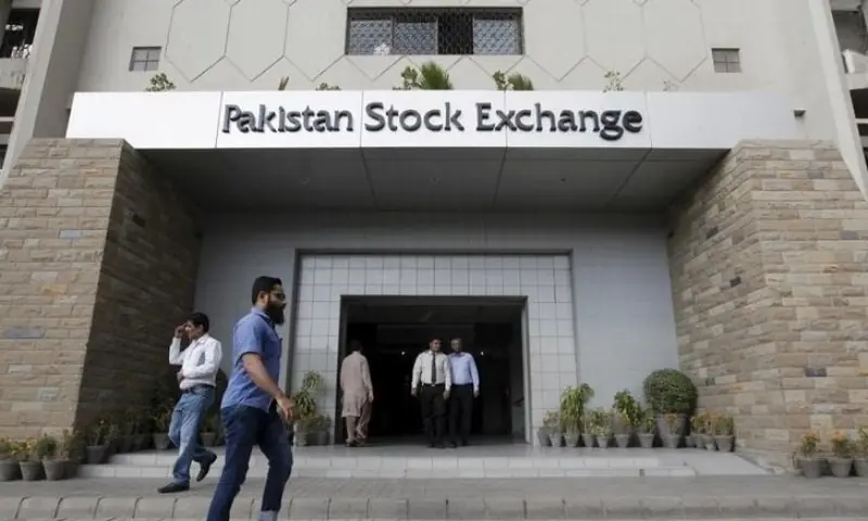 La Bourse du Pakistan Dépasse les 166,000 Points pour un Record Historique