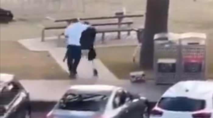 Sydney, Bondi Beach : un héros, Ahmed el Ahmed, maîtrise le tireur lors de la fusillade