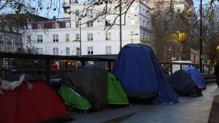 Trois personnes sans-abri retrouvées mortes à Paris en une semaine, un triste reflet d'une crise nationale