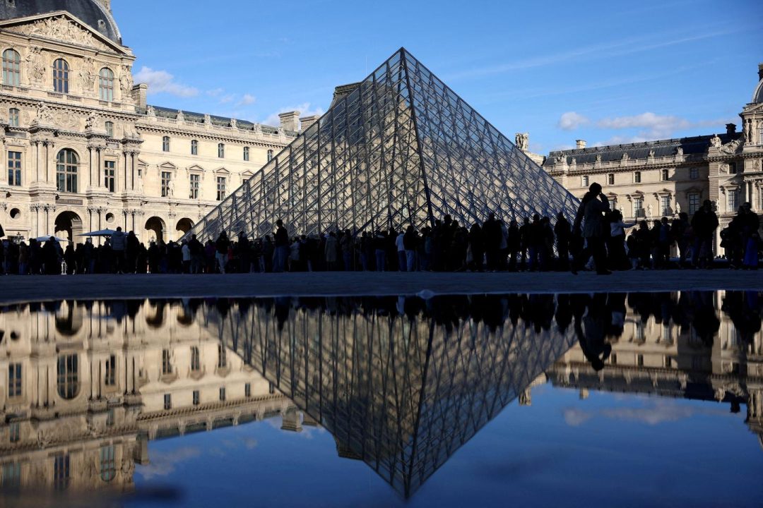 Vol des Joyaux de la Couronne : l'enquête du Sénat révèle des défaillances sécuritaires systémiques au Louvre
