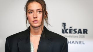 Adèle Exarchopoulos porte plainte pour violences conjugales : Doums en garde à vue à Paris