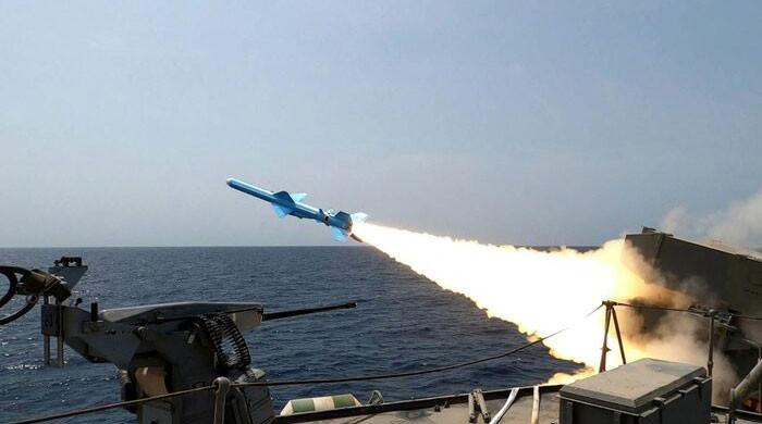 Iran menace de riposter contre les cibles militaires américaines : tensions régionales à vif