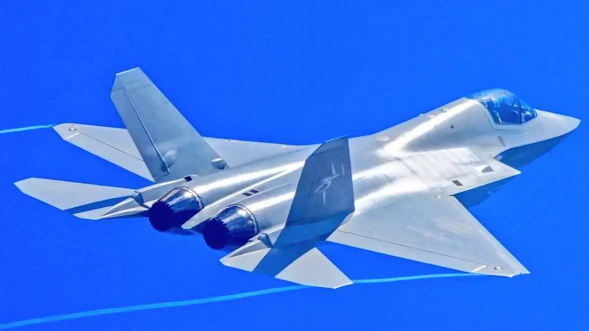 Le J-35A chinois entre en production intensive pour conquérir le marché mondial des avions furtifs