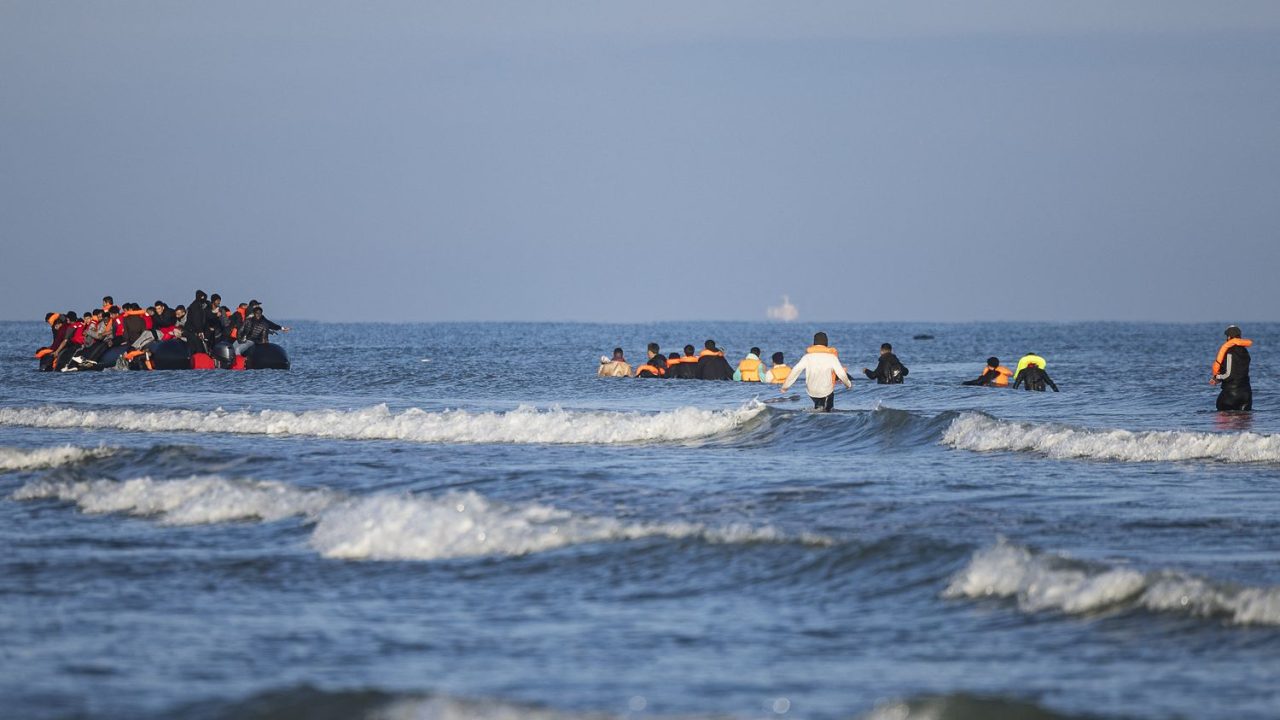 Traversées de la Manche 2025 : près de 50 000 tentatives et une intensification des dangers
