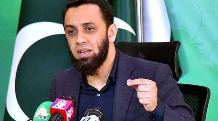Attaullah Tarar Écarte Tout Accord avec le PTI et Qualifie les Préoccupations sur la Santé d'Imran Khan de Politiques