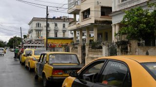 Cuba instaure la semaine de quatre jours face à une crise énergétique aiguë