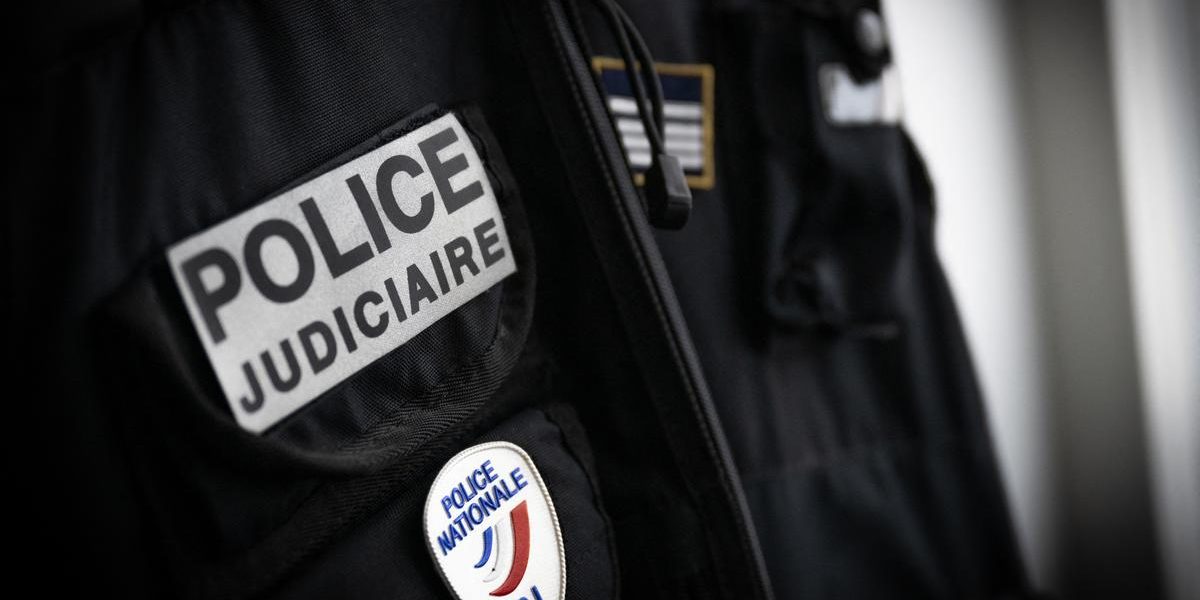 Cinq jeunes interpellés près de Lyon pour l'enlèvement violent d'une magistrate de Grenoble