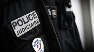 Cinq jeunes interpellés près de Lyon pour l'enlèvement violent d'une magistrate de Grenoble