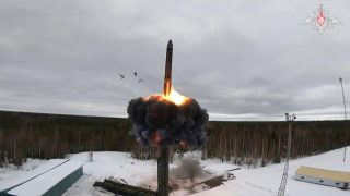 La Russie ouvre la porte à des négociations nucléaires, sous condition que la France et le Royaume-Uni y participent