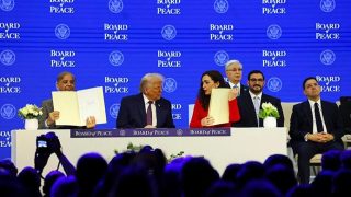 Le Premier Ministre Shehbaz Sharif à Washington pour la réunion inaugurale du Conseil de la Paix de Trump