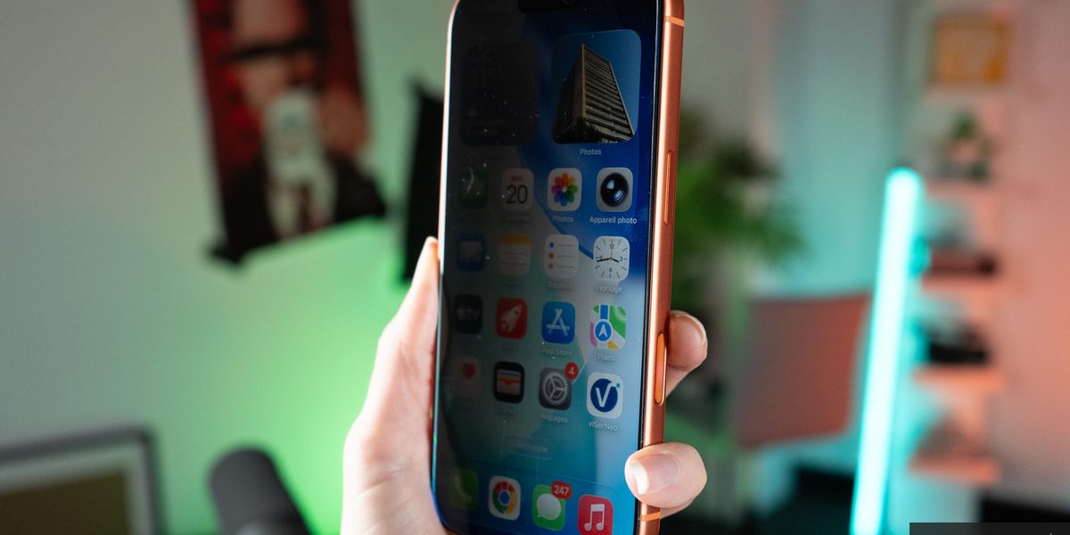 Écrans de Confidentialité pour Smartphone : Le Lourd Tribut des Protections en Laboratoire
