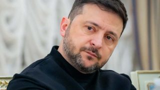Guerre en Ukraine : Zelensky annonce des pourparlers aux États-Unis, Washington vise une fin du conflit pour juin 2026