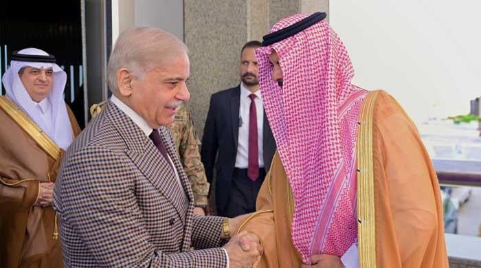 Crise au Moyen-Orient : Shehbaz Sharif en Arabie Saoudite pour des entretiens urgents avec MBS