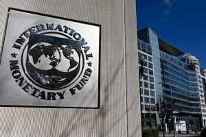 Le FMI salue les progrès du Pakistan mais alerte sur les risques à moyen terme