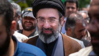 Iran : Mojtaba Khamenei nommé nouveau Guide suprême, un choix guidé par la "haine de l'ennemi"