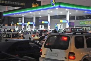 Pakistan : Hausse de 55 Rs du Carburant, les Prix du Pétrole et du Diesel Révisés Hebdomadairement