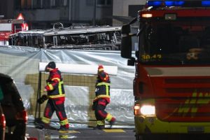 Suisse : un incendie criminel présumé ravage un bus à Kerzers, faisant six morts