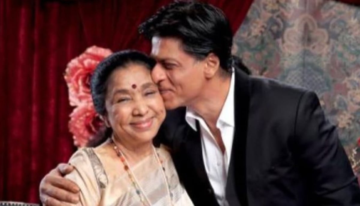 Asha Bhosle S'éteint à 92 Ans : Shah Rukh Khan et Bollywood Rend Hommage à la Légende