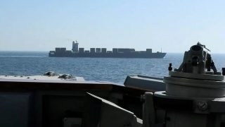 Crise en Mer d'Oman : les États-Unis saisissent un navire iranien, le cessez-le-feu au bord du précipice