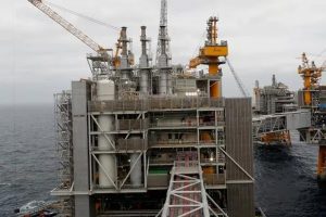 Le Pakistan relance l'exploration pétrolière et gazière offshore après 20 ans d'interruption
